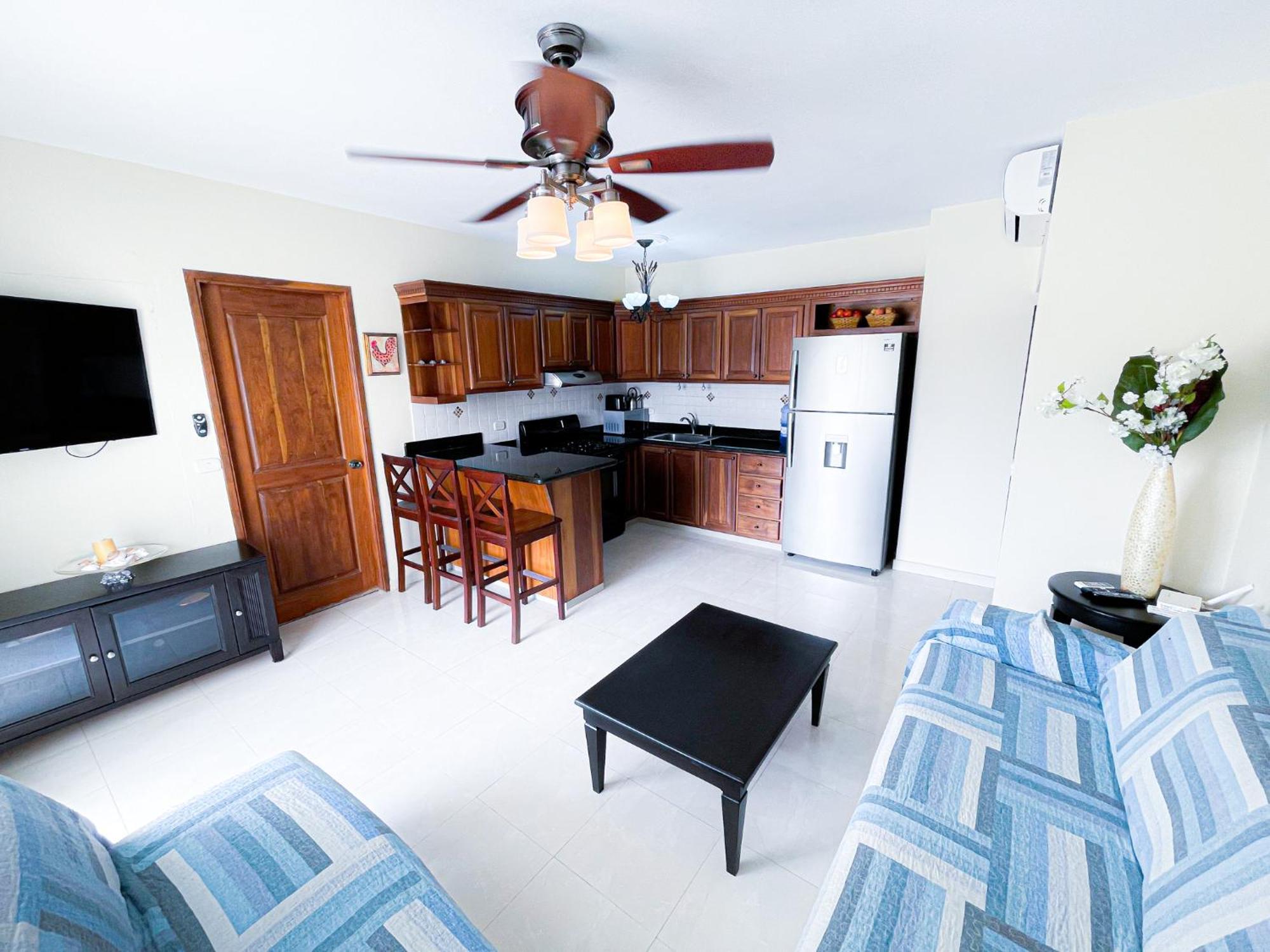 Caribbean Paradise Ocean Breeze Hotel With View Los Corales Bbq Wifi Beach Club & Spa Punta Cana Exterior foto